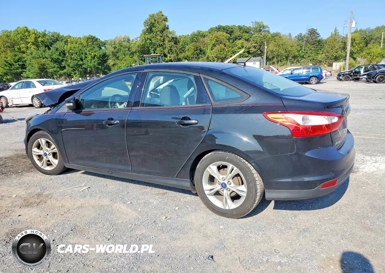 2014 Ford Focus Se VIN:1FADP3F21EL425133 - 2