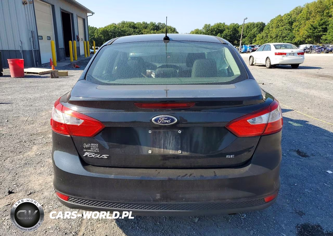 2014 Ford Focus Se VIN:1FADP3F21EL425133 - 6