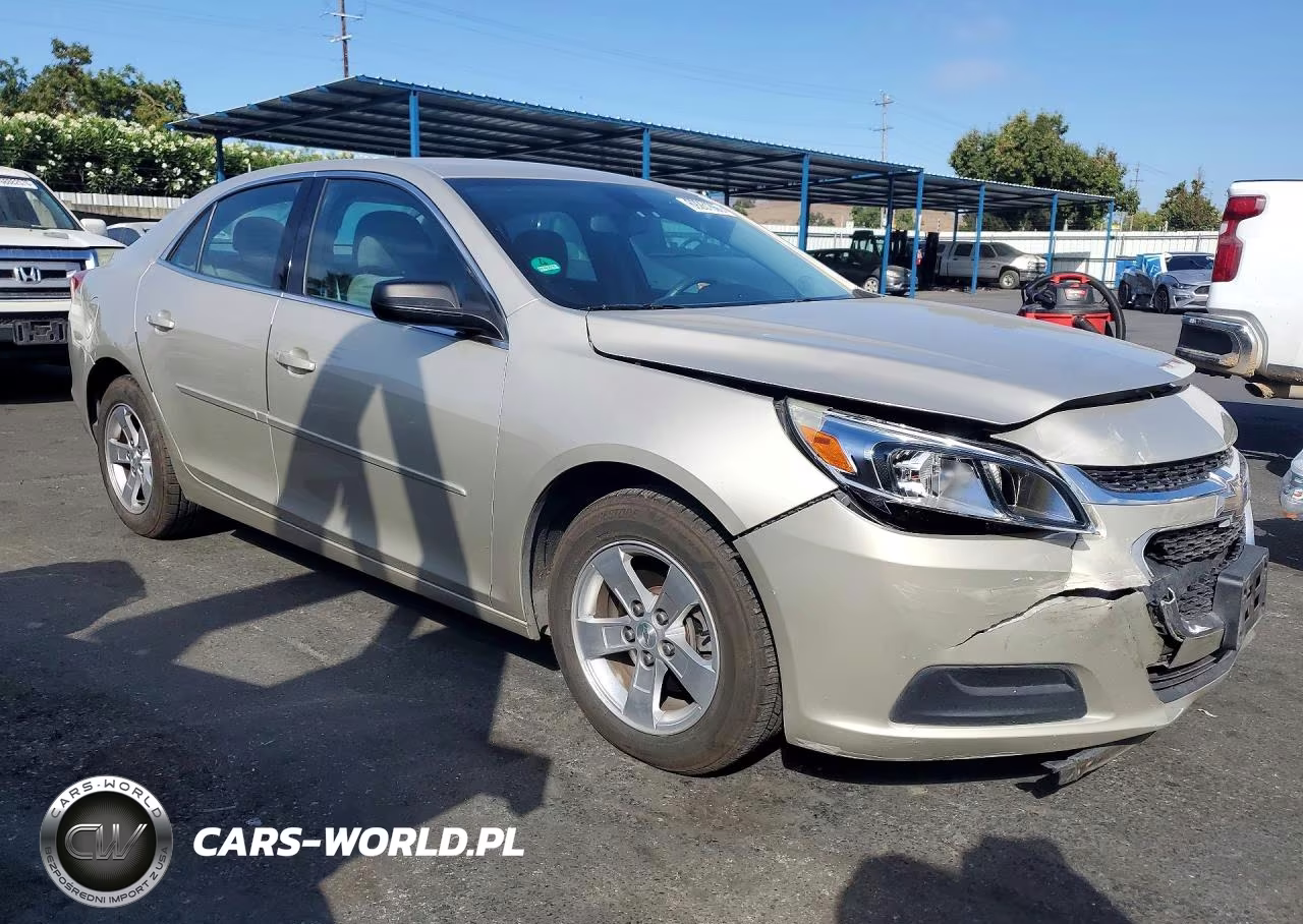 2015 Chevrolet Malibu Ls VIN:1G11A5SL9FF111098 - 4