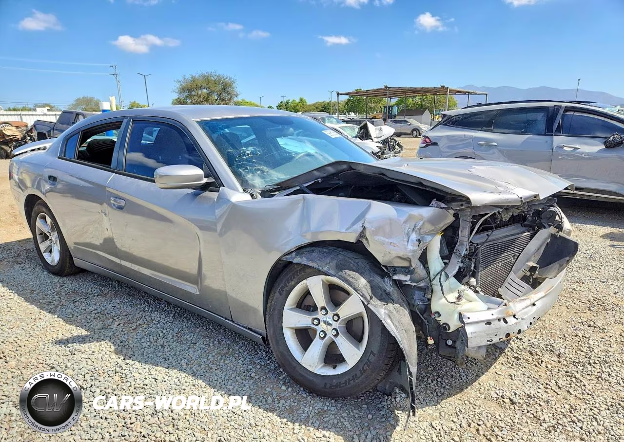 2013 Dodge Charger Se VIN:2C3CDXBG9DH637348 - 4