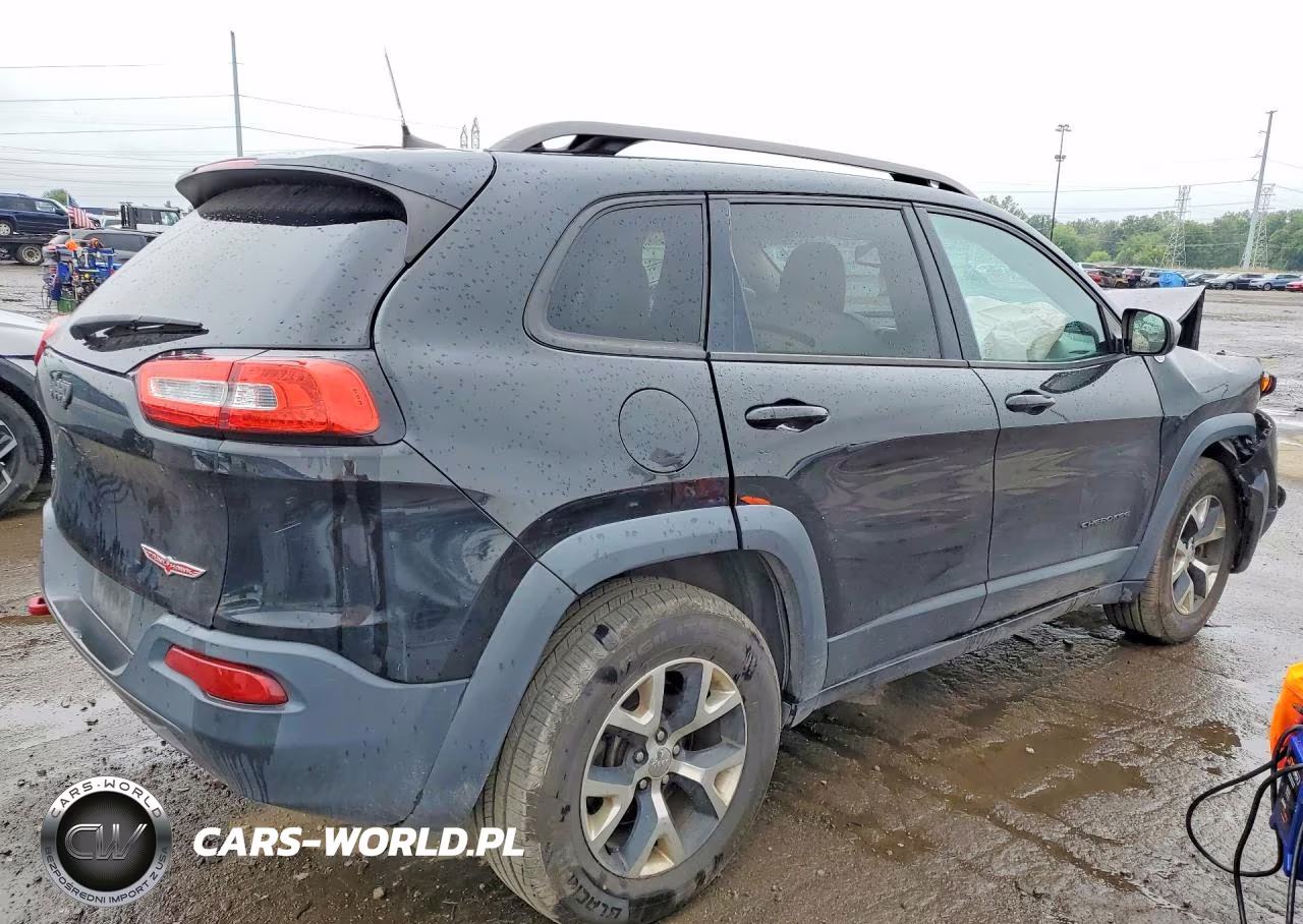 2016 Jeep Cherokee Trailhawk VIN:1C4PJMBBXGW283242 - 3