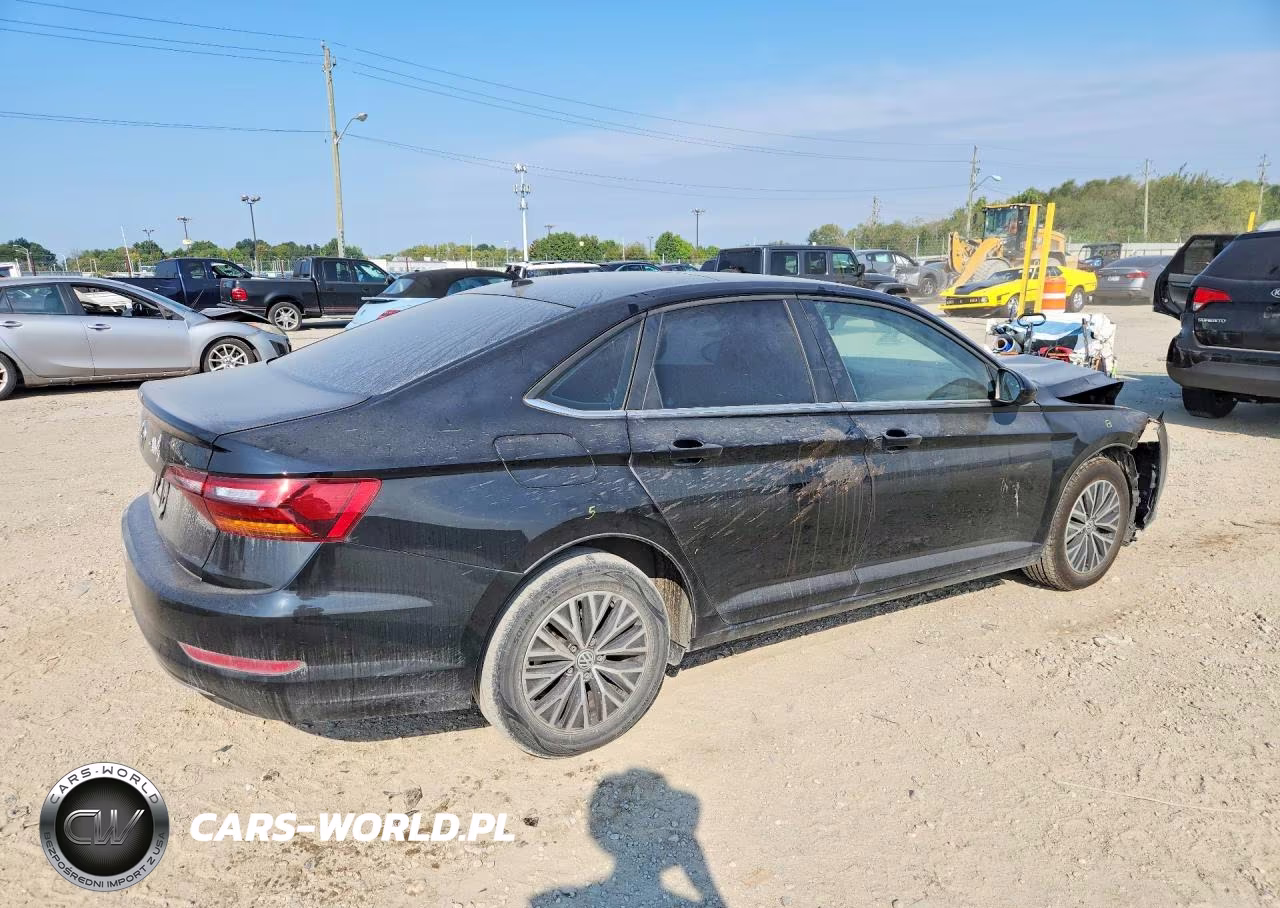 2019 Volkswagen Jetta S VIN:3VWC57BU0KM249029 - 3