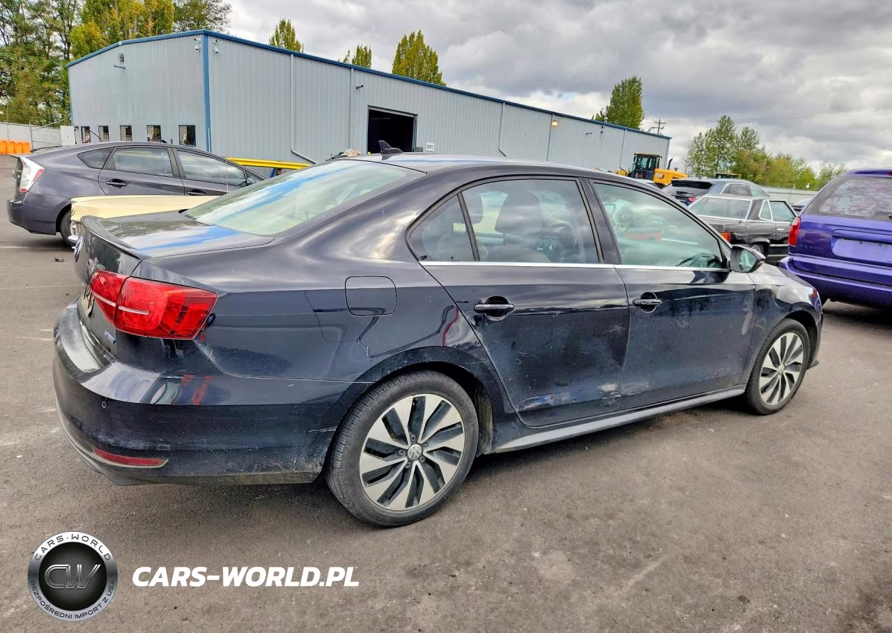 2016 Volkswagen Jetta Hybrid VIN:3VW637AJ2GM418680 - 3