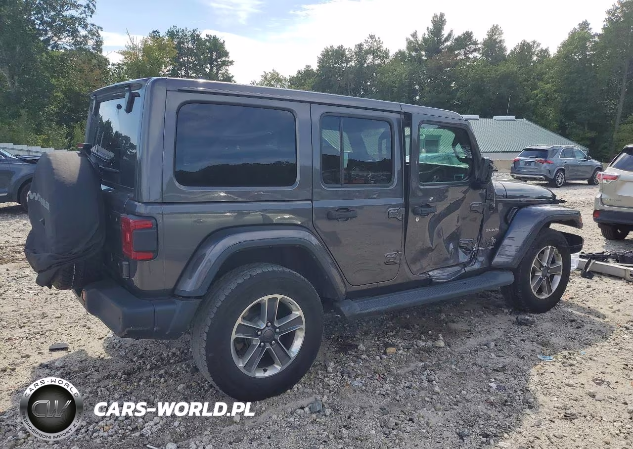 2019 Jeep Wrangler Unlimited Sahara VIN:1C4HJXEG6KW671266 - 3