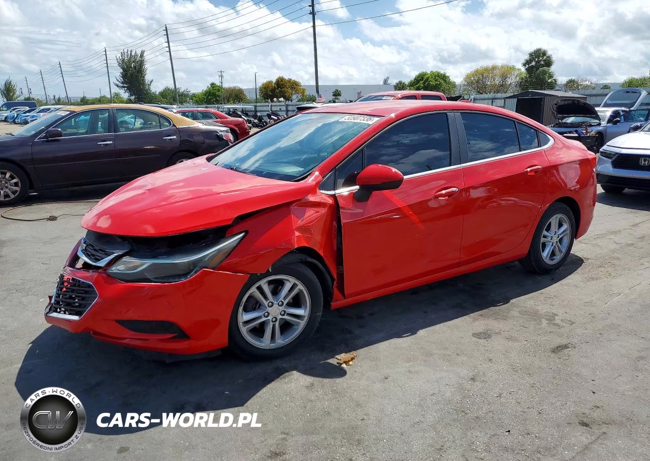 2017 Chevrolet Cruze Lt VIN:1G1BE5SM7H7230895 - 1
