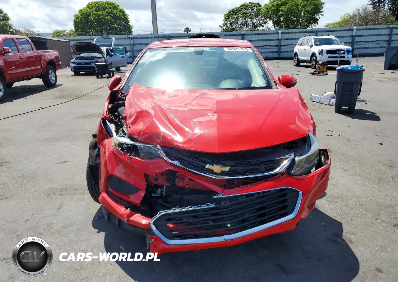 2017 Chevrolet Cruze Lt VIN:1G1BE5SM7H7230895 - 5