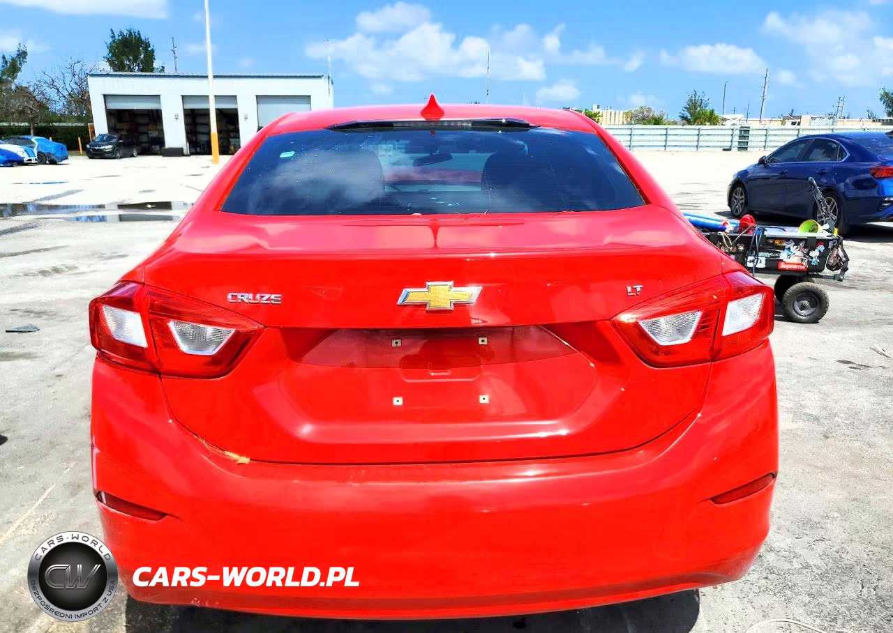 2017 Chevrolet Cruze Lt VIN:1G1BE5SM7H7230895 - 6