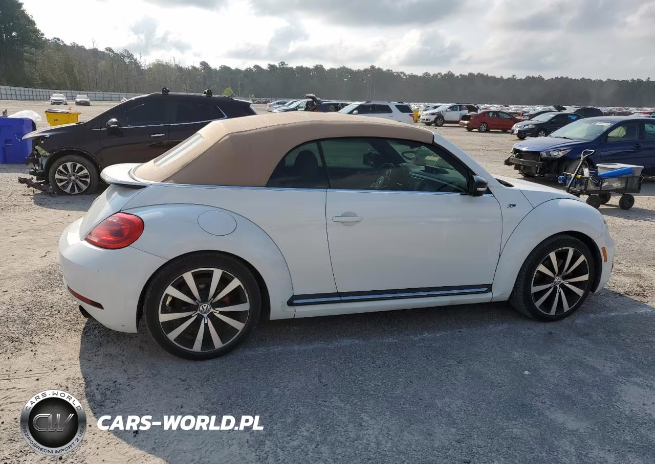 2016 Volkswagen Beetle R-Line VIN:3VW7S7AT7GM812040 - 3