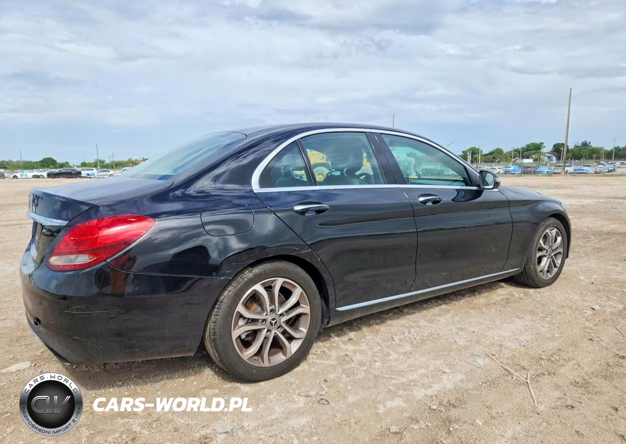 2017 Mercedes-Benz C 300 VIN:55SWF4JB9HU215274 - 3