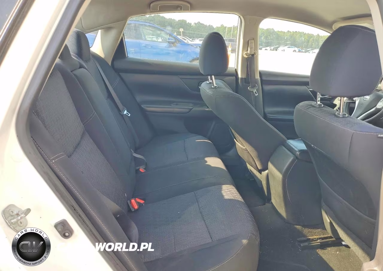 2016 Nissan Altima 2.5 S VIN:1N4AL3APXGN348478 - 10