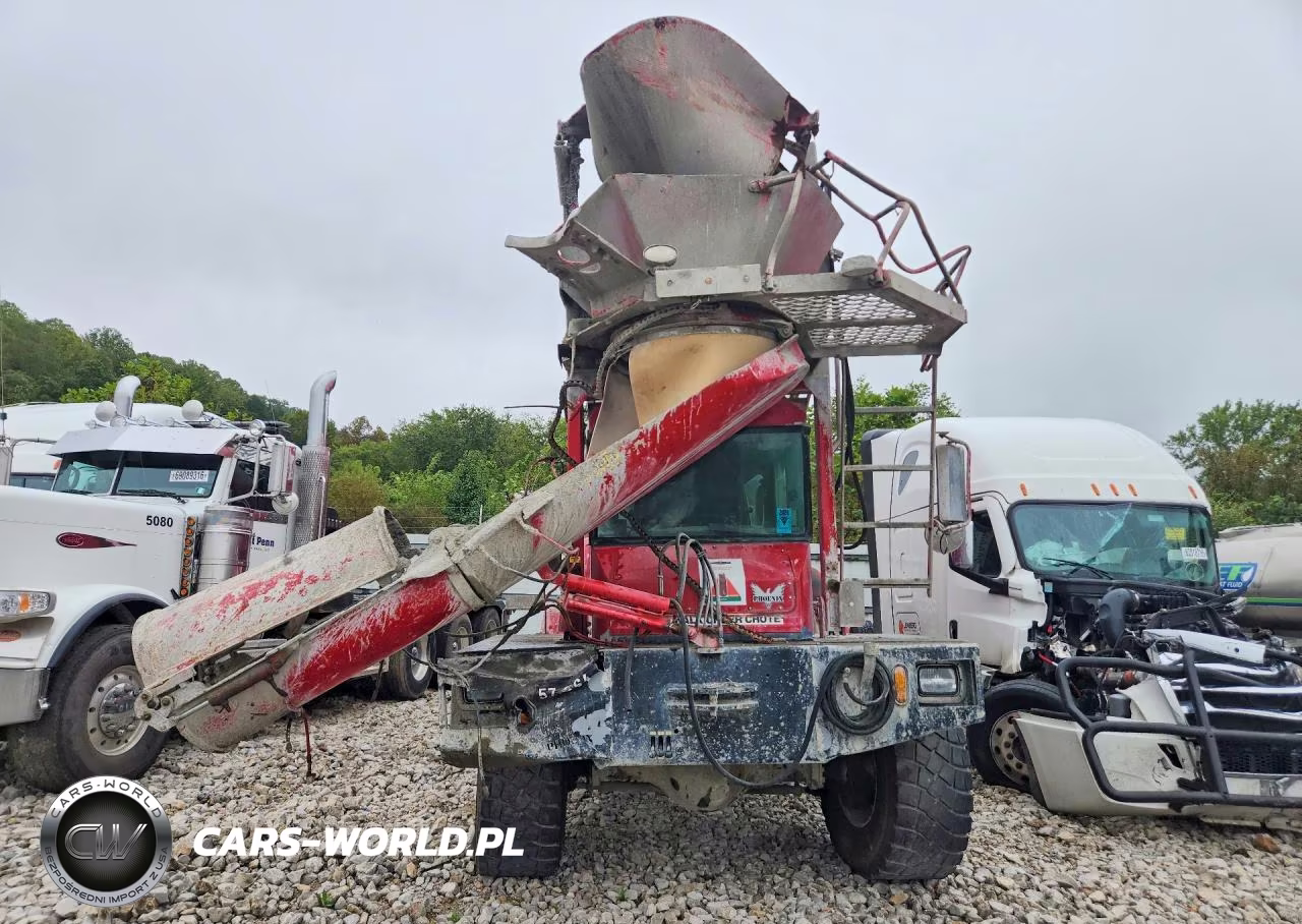 2018 Phoenix Indiana Mixer Ready Mix Truck VIN:1Z9M8GK40LV161552 - 5
