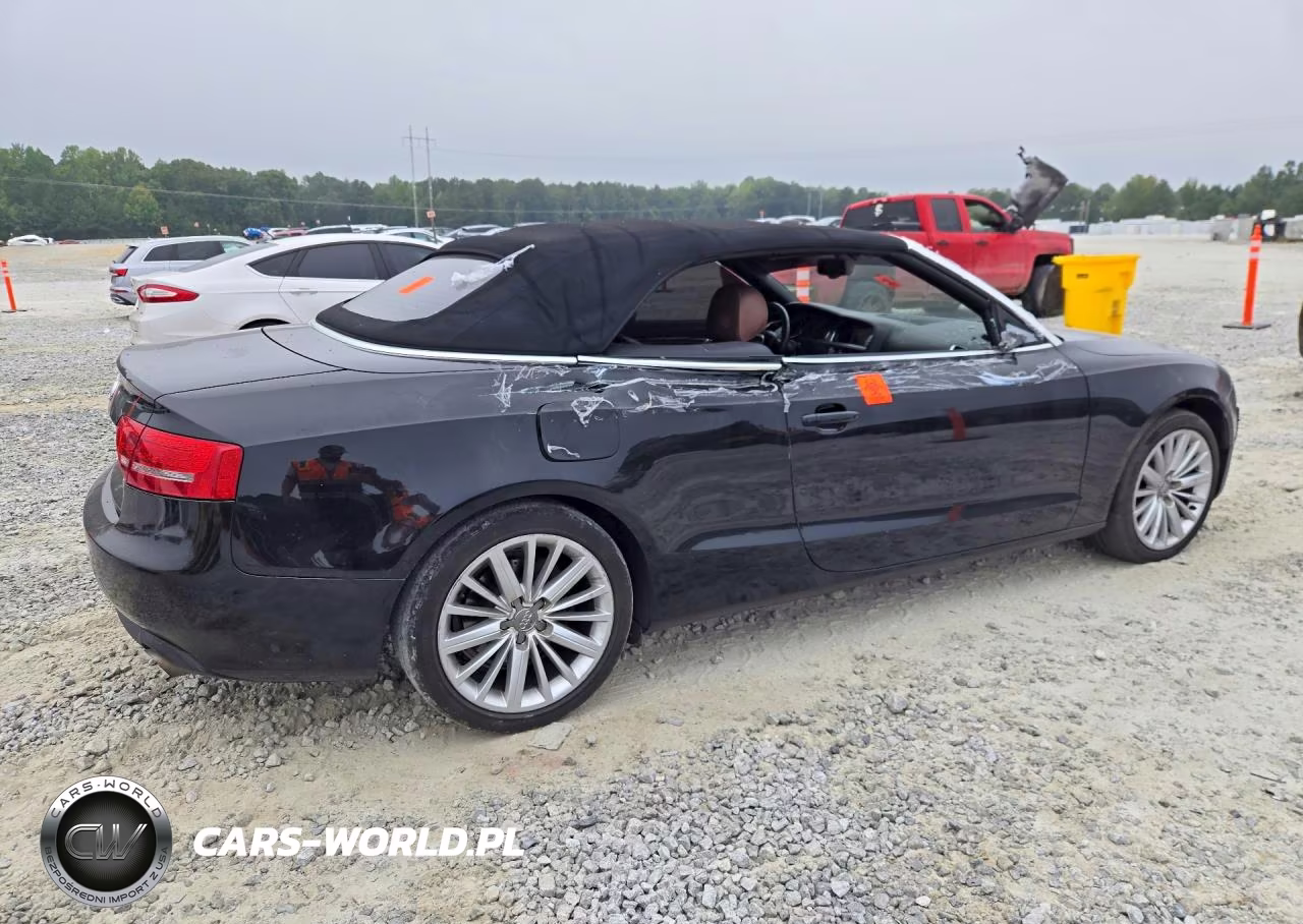 2010 Audi A5 Premium Plus VIN:WAUJFAFH0AN012723 - 3