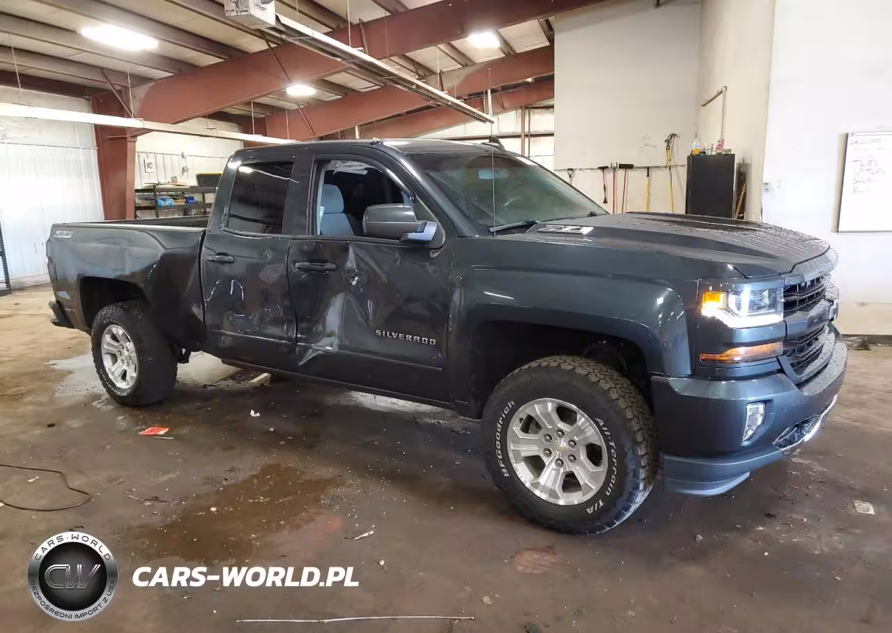 2018 Chevrolet Silverado K1500 Lt VIN:1GCVKREC5JZ112975 - 4