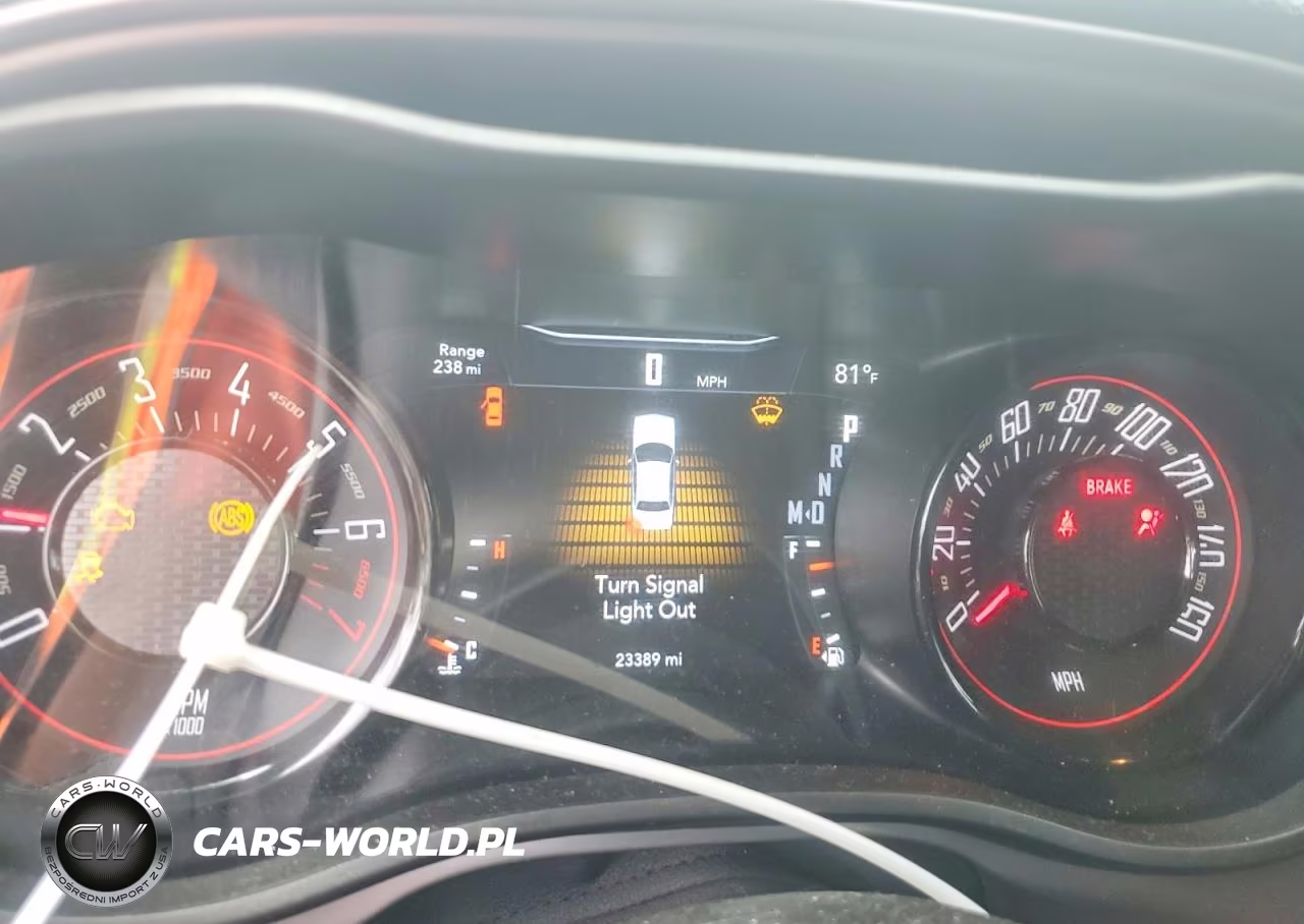 2023 Dodge Challenger Sxt VIN:2C3CDZAGXPH512571 - 9