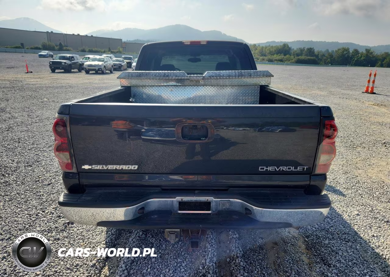 2004 Chevrolet Silverado K2500 Heavy Duty VIN:1GCHK29U44E296423 - 6