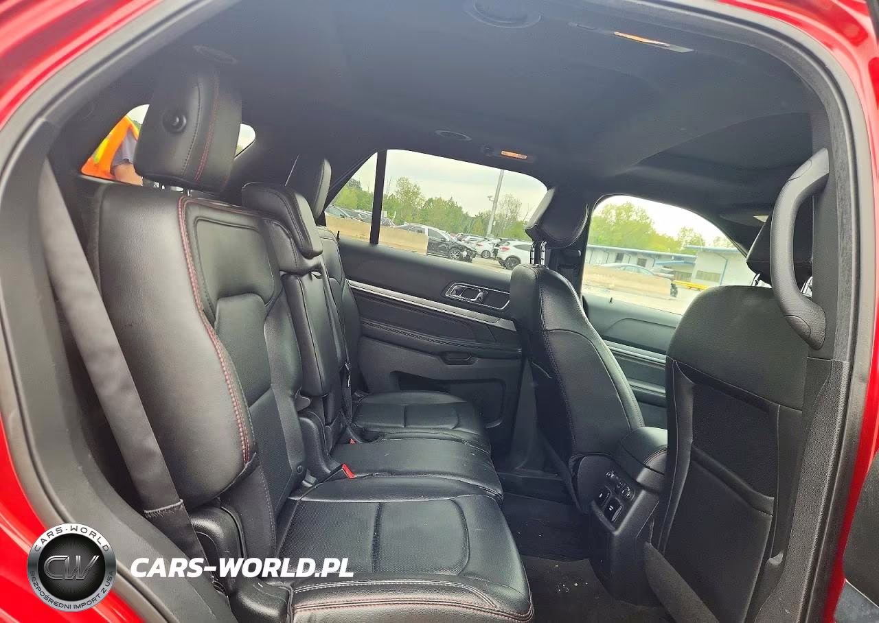 2017 Ford Explorer Sport VIN:1FM5K8GT9HGE17517 - 11