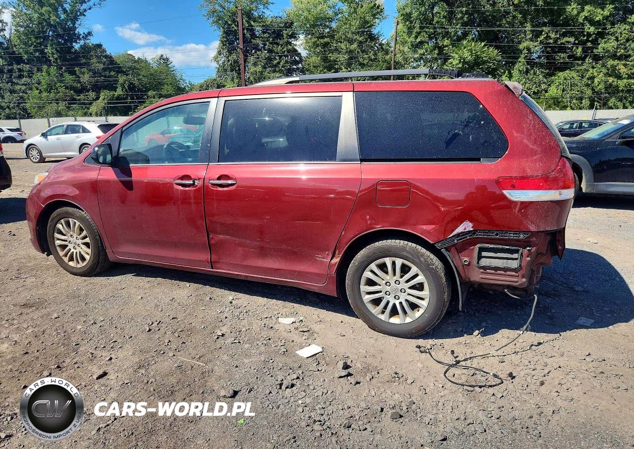 2012 Toyota Sienna Xle 8-Passenger VIN:5TDYK3DC9CS254729 - 2