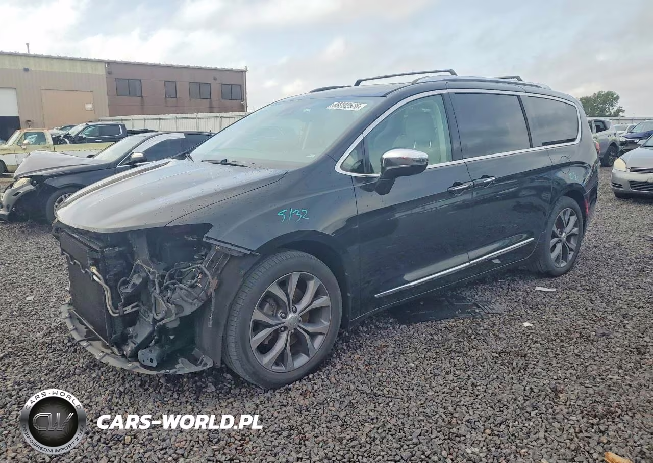 2017 Chrysler Pacifica Limited VIN:2C4RC1GG1HR550915 - 1