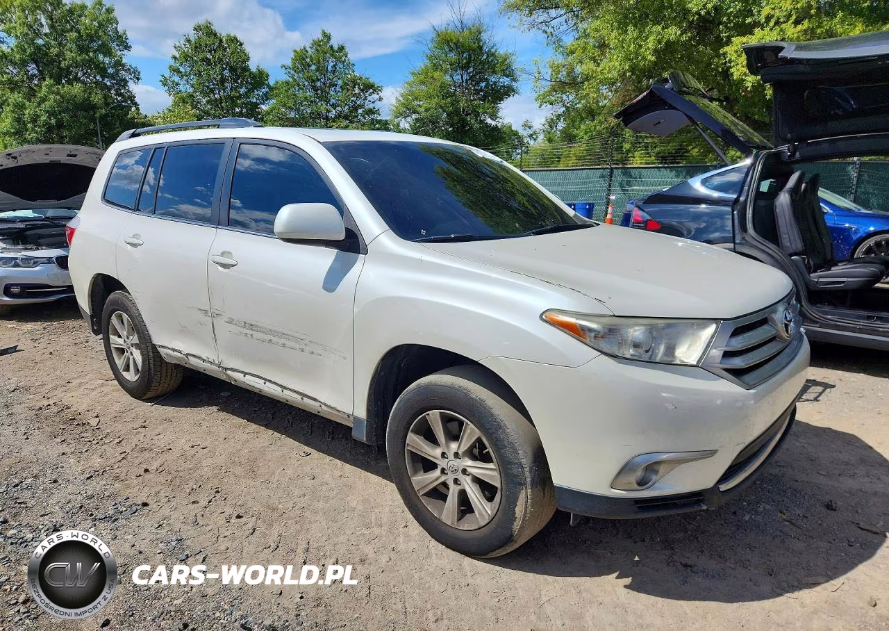 2013 Toyota Highlander Se VIN:5TDZK3EHXDS112812 - 4
