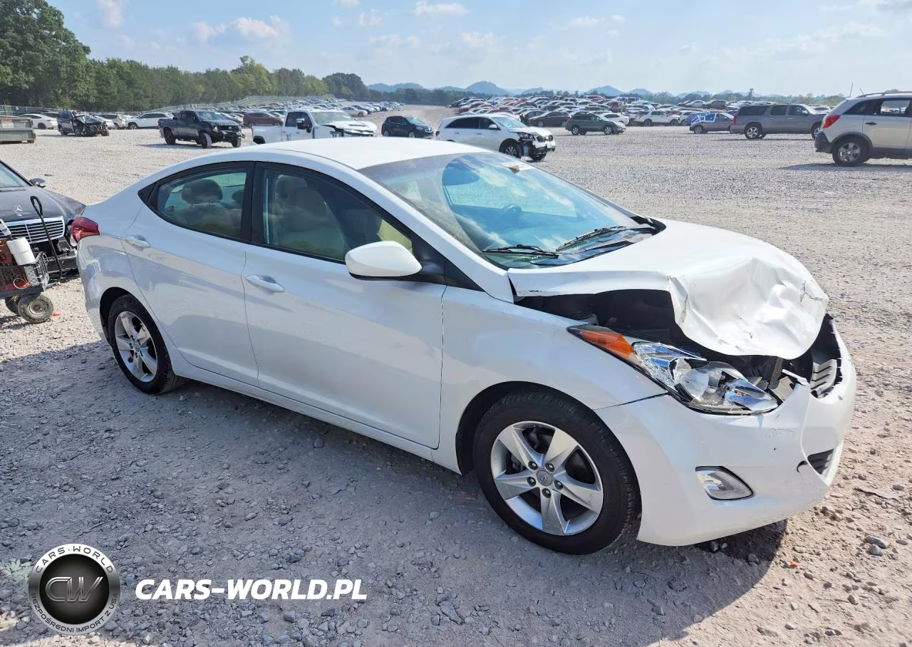 2012 Hyundai Elantra Gls VIN:5NPDH4AE2CH083885 - 4