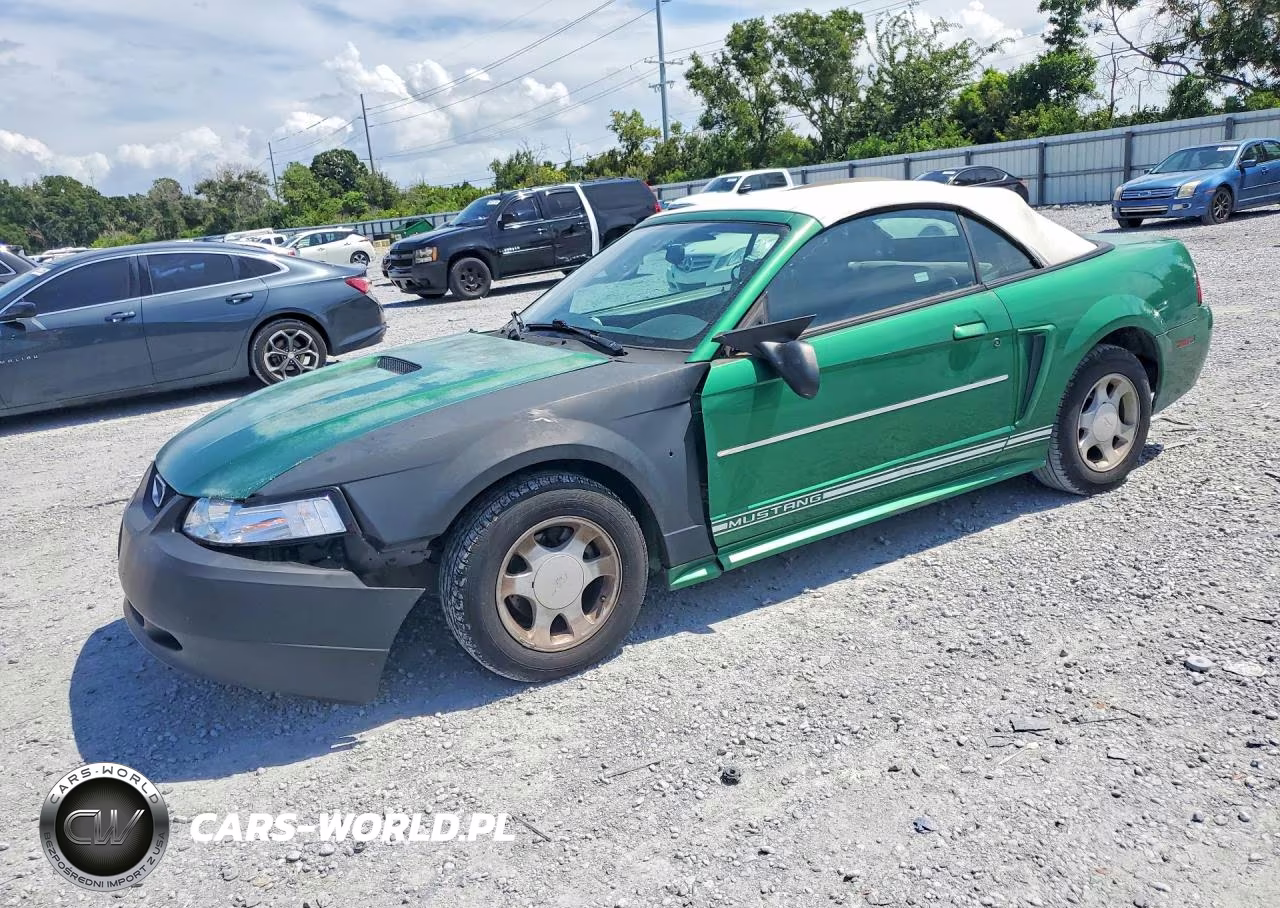 2000 Ford Mustang