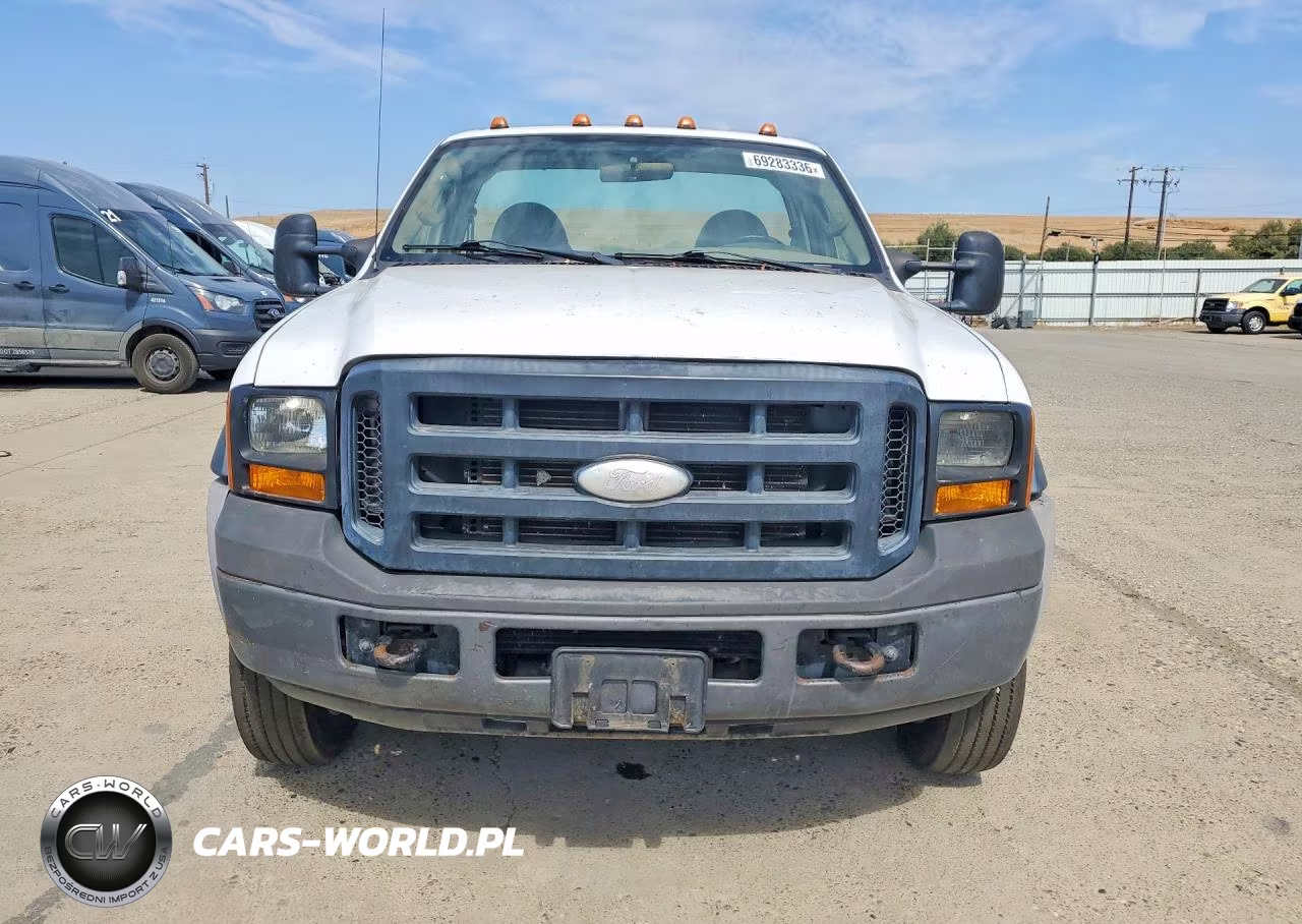 2006 Ford F550 Super Duty VIN:1FDAF57P06EC86023 - 5
