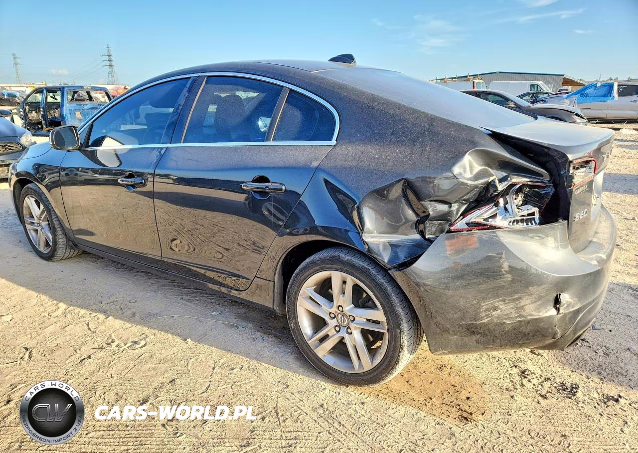 2015 Volvo S60 Premier VIN:YV140MFB0F2315387 - 2