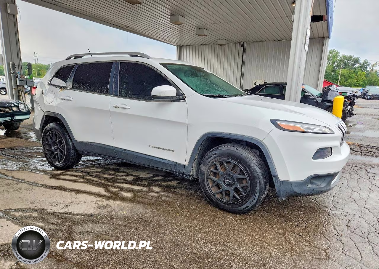 2015 Jeep Cherokee Limited VIN:1C4PJMDBXFW772137 - 4