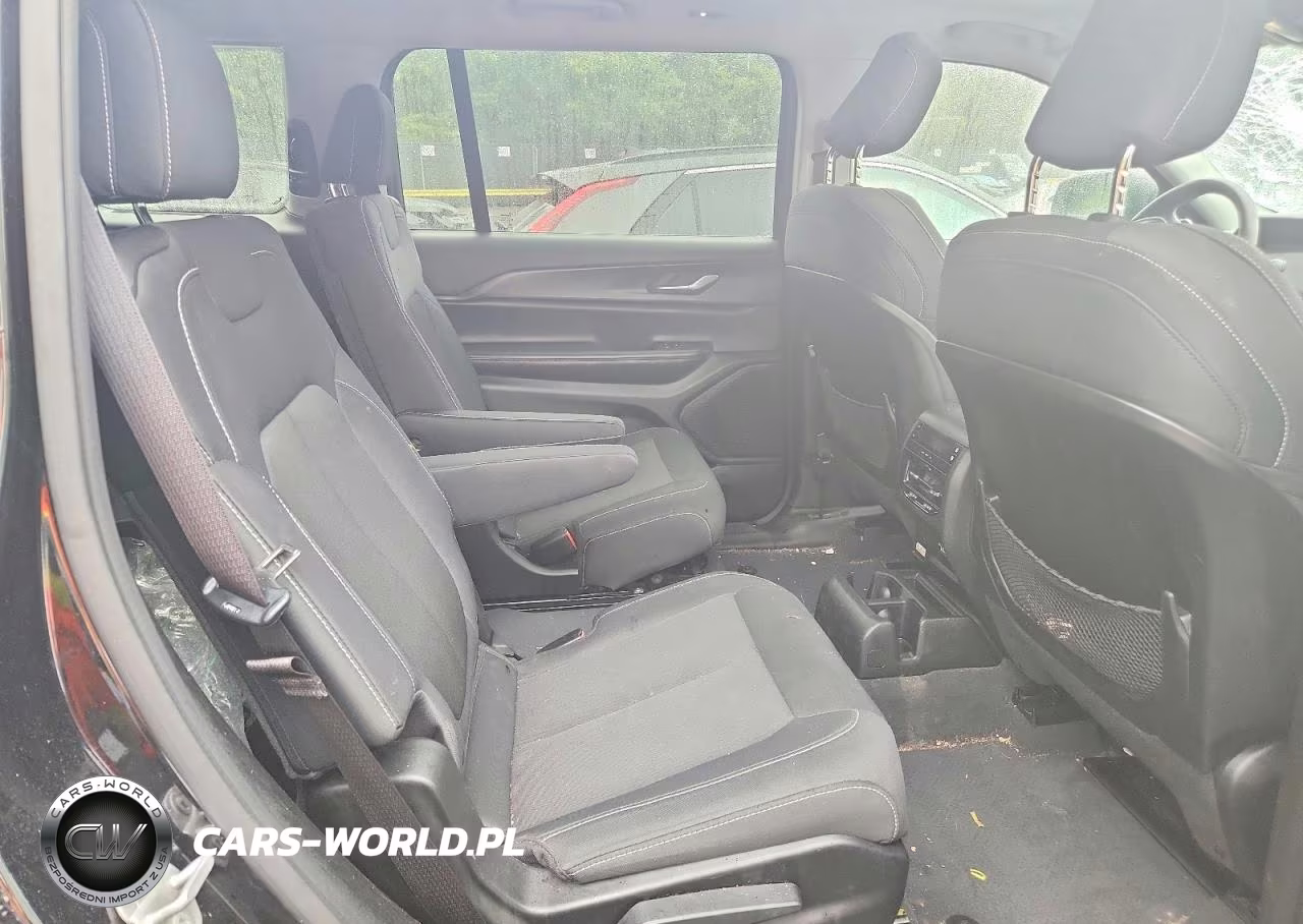 2023 Jeep Grand Cherokee L Laredo VIN:1C4RJKAG0P8744012 - 10