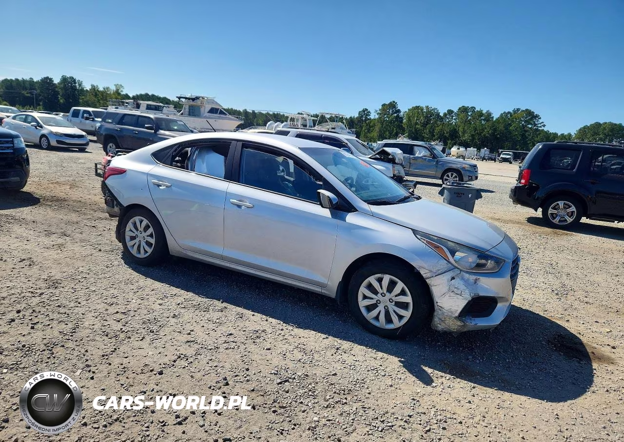 2018 Hyundai Accent Se VIN:3KPC24A34JE020235 - 4