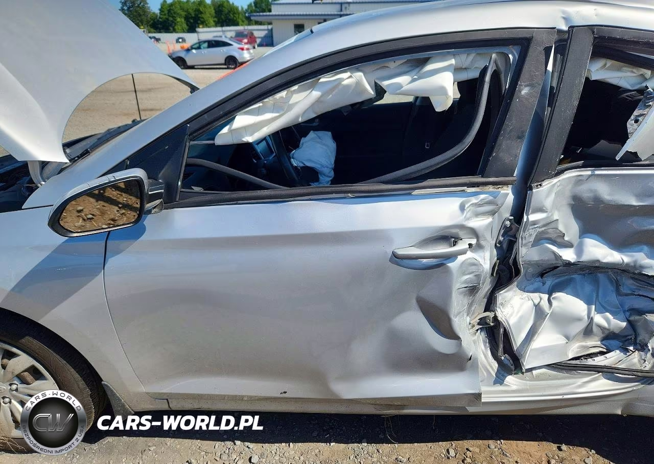 2018 Hyundai Accent Se VIN:3KPC24A34JE020235 - 7