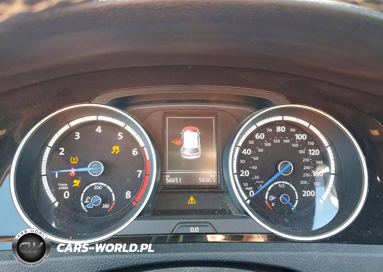 2016 Volkswagen Golf R VIN:WVWLF7AU7GW198668 - 9