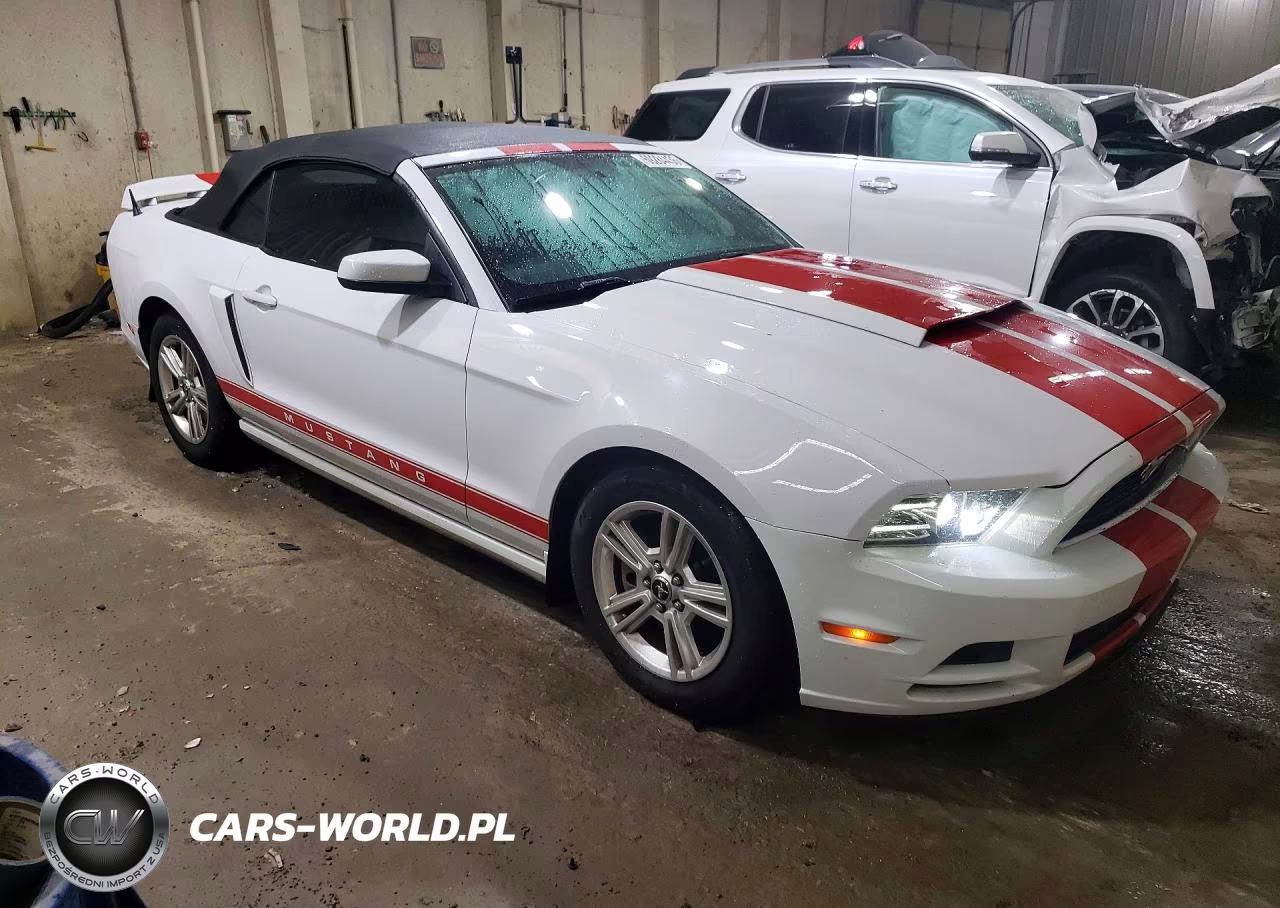 2014 Ford Mustang VIN:1ZVBP8EM6E5289620 - 4