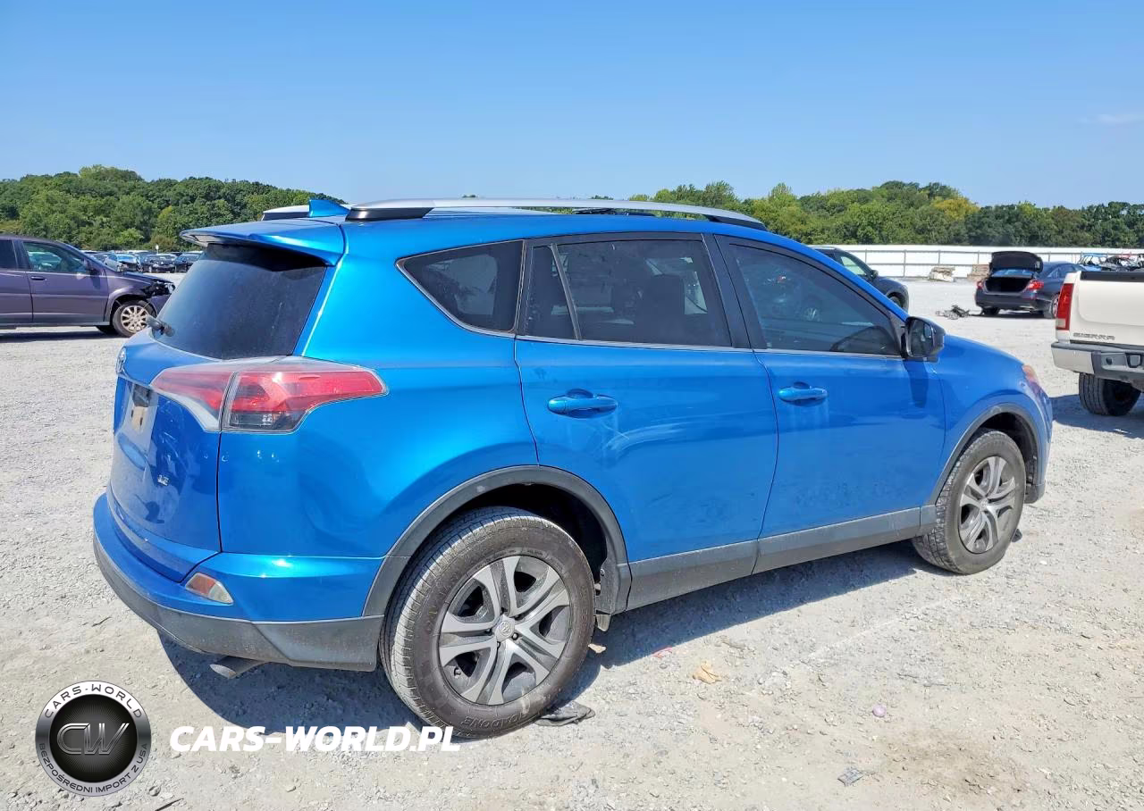 2016 Toyota Rav4 Le VIN:JTMZFREV4GJ067946 - 3