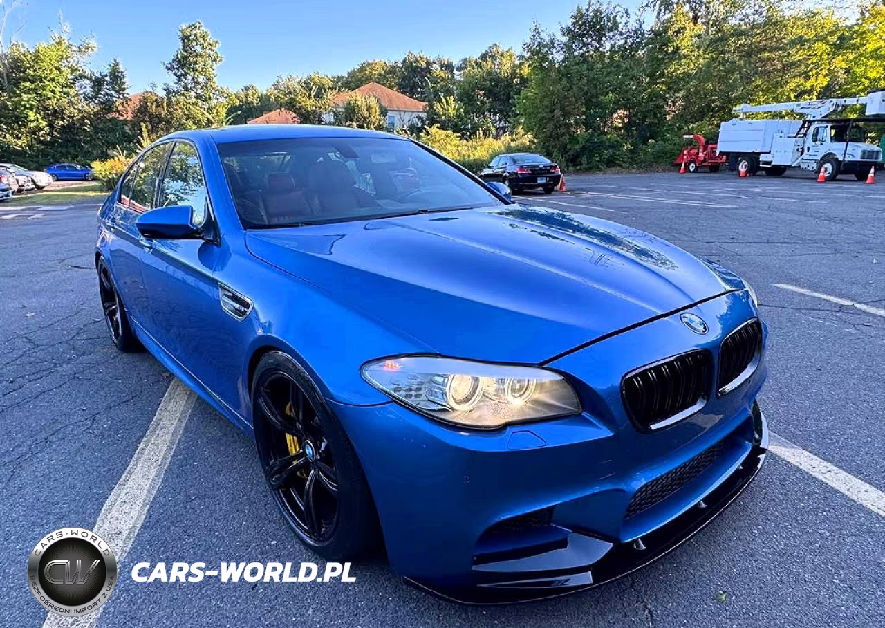 2013 BMW M5 VIN:WBSFV9C50DD096758 - 4
