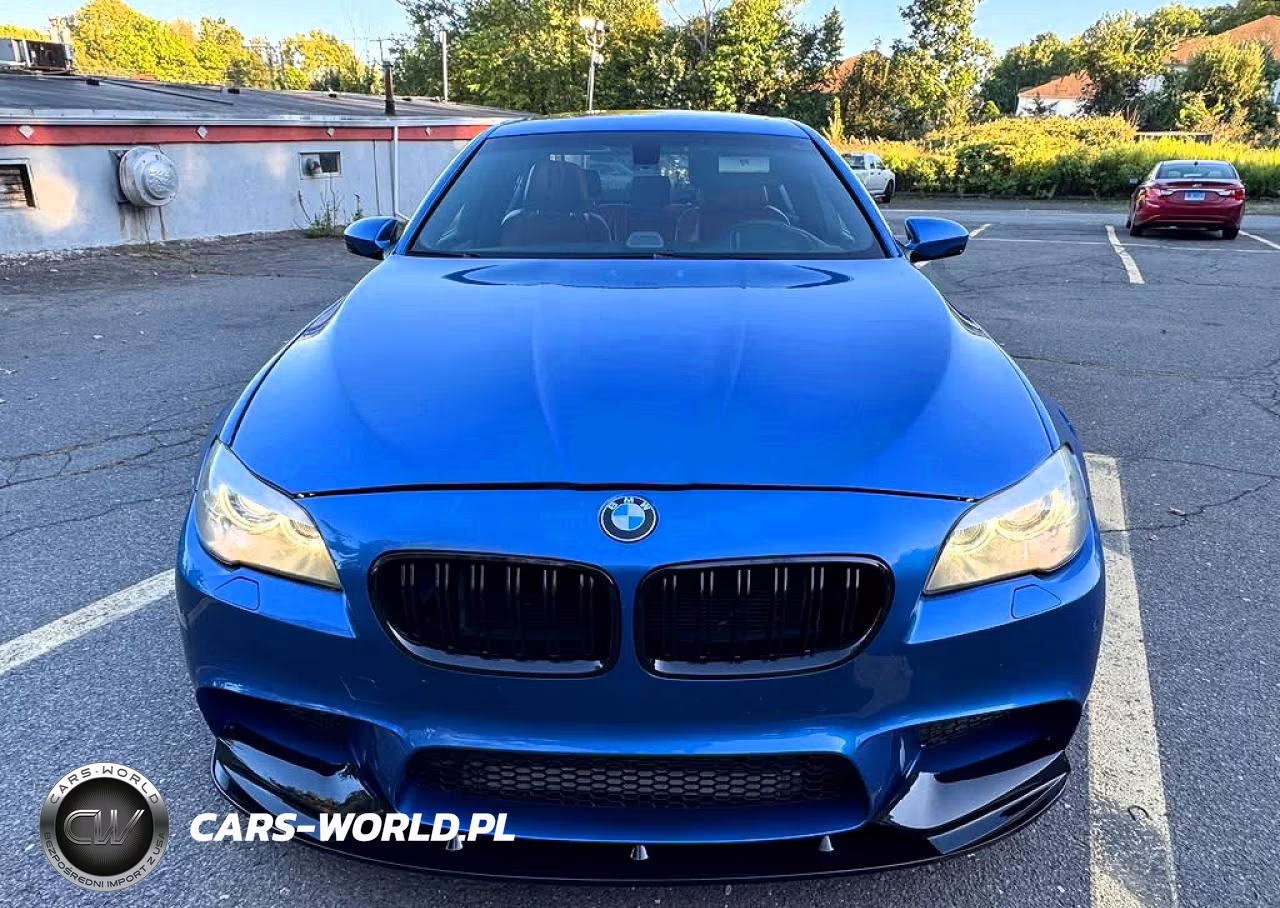 2013 BMW M5 VIN:WBSFV9C50DD096758 - 5