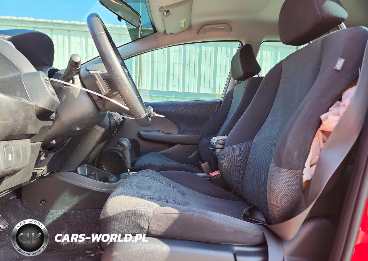 2009 Honda Fit Sport VIN:JHMGE88659C000531 - 7
