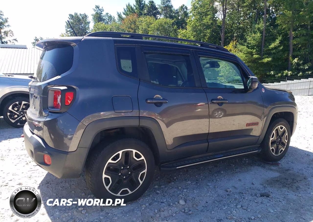 2016 Jeep Renegade Trailhawk VIN:ZACCJBCT2GPD16662 - 3