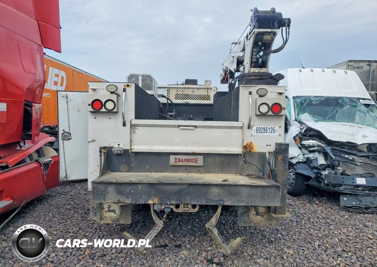 2014 Ford F550 Super Duty VIN:1FDUF5HT6EEA85928 - 10