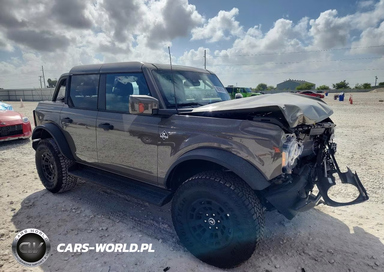 2026 Ford Bronco Outer Banks VIN:1FMEE8BPXTLB21102 - 4