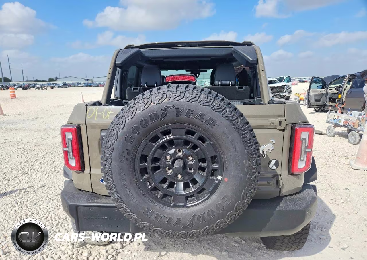 2026 Ford Bronco Outer Banks VIN:1FMEE8BPXTLB21102 - 6