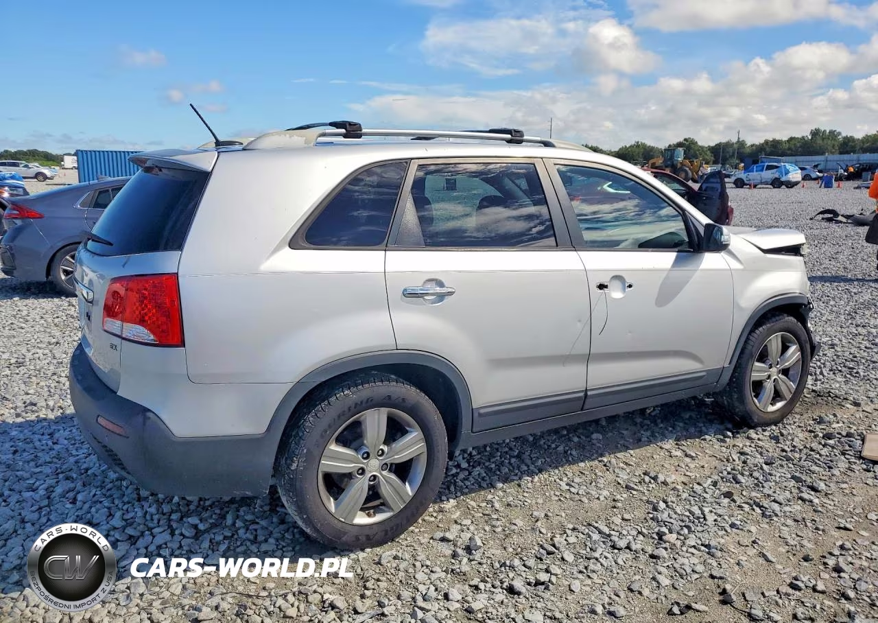 2012 Kia Sorento Ex VIN:5XYKU3A68CG307013 - 3