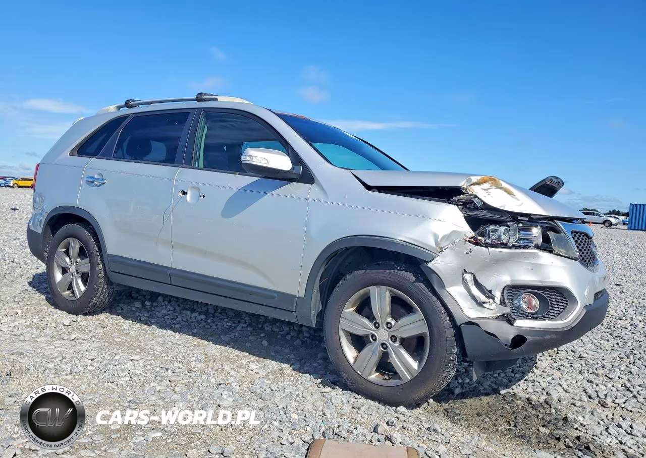 2012 Kia Sorento Ex VIN:5XYKU3A68CG307013 - 4