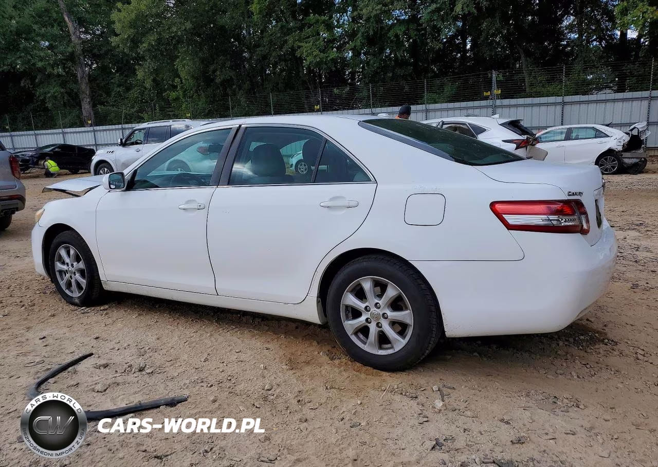 2011 Toyota Camry Le VIN:4T1BF3EK2BU581592 - 2