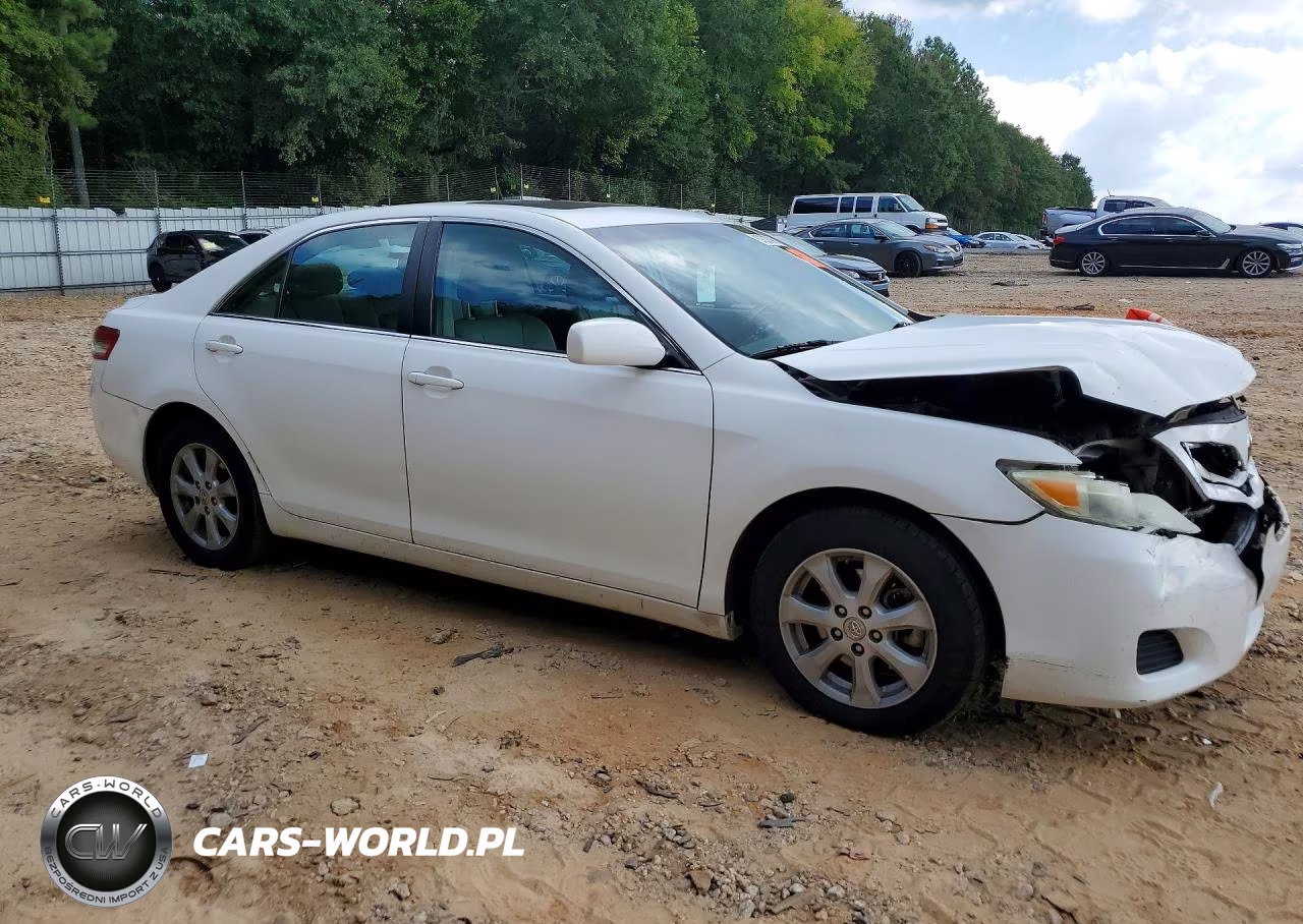 2011 Toyota Camry Le VIN:4T1BF3EK2BU581592 - 4
