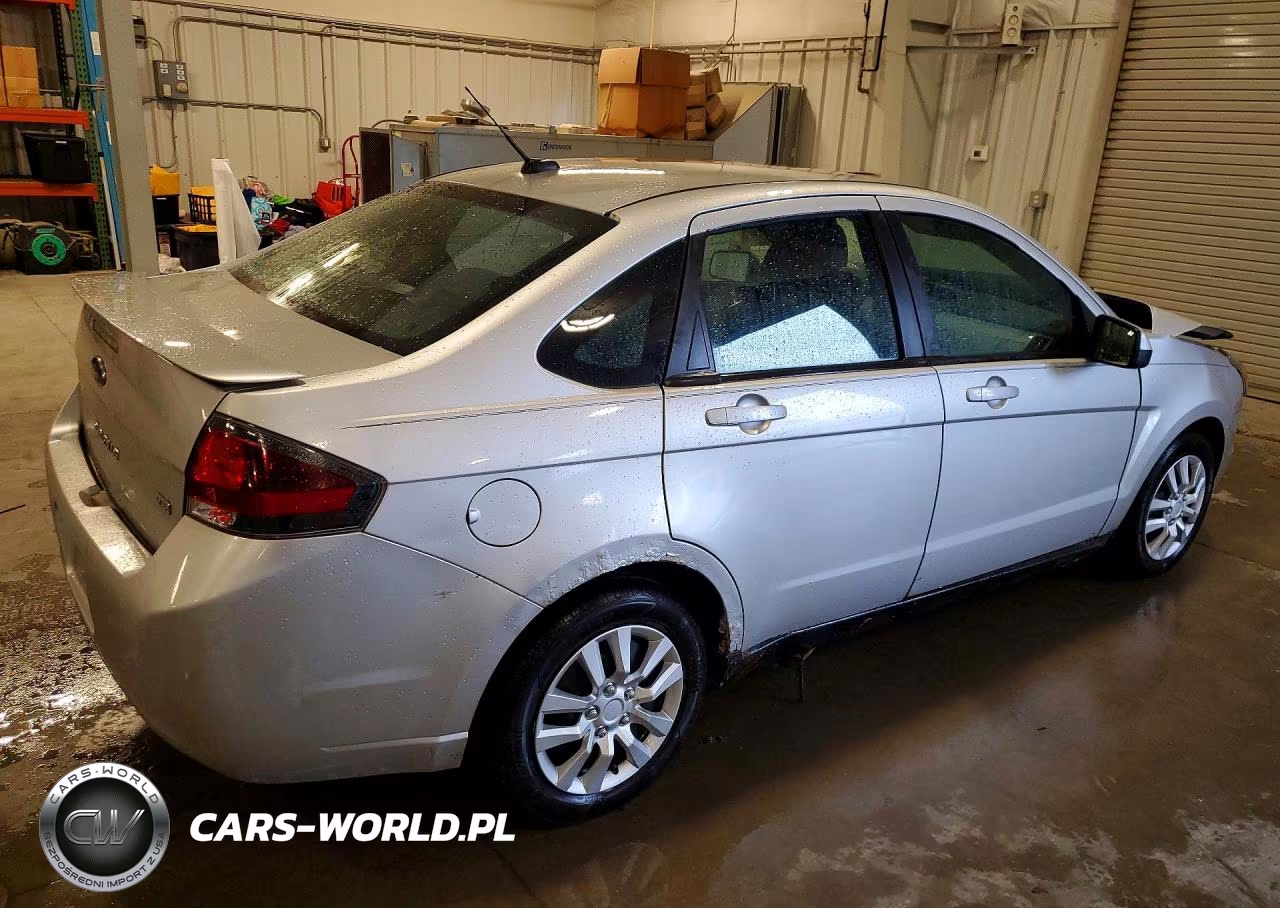 2010 Ford Focus Ses VIN:1FAHP3GN5AW273098 - 3