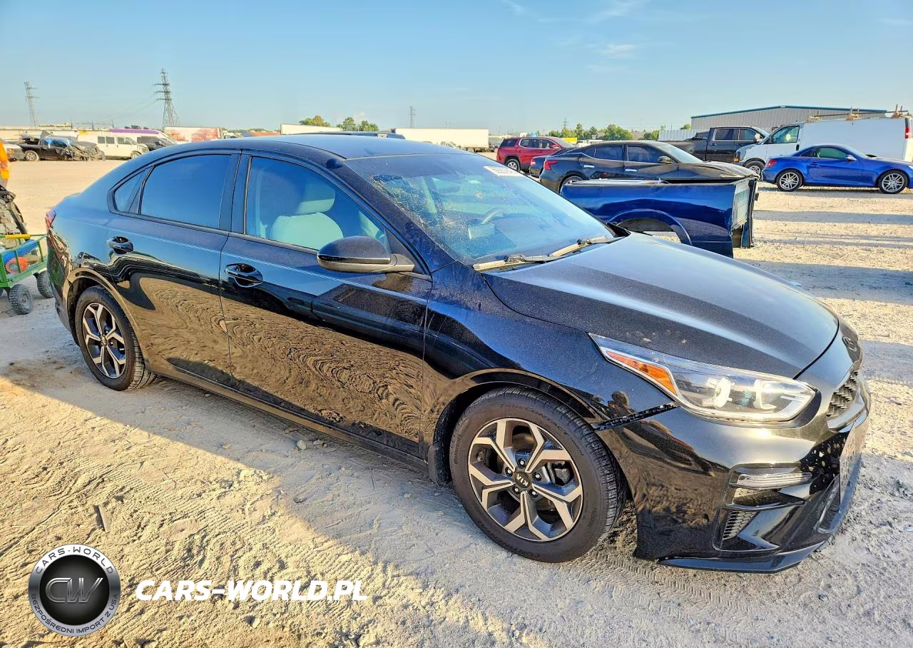 2020 Kia Forte Lxs VIN:3KPF24AD9LE241337 - 4