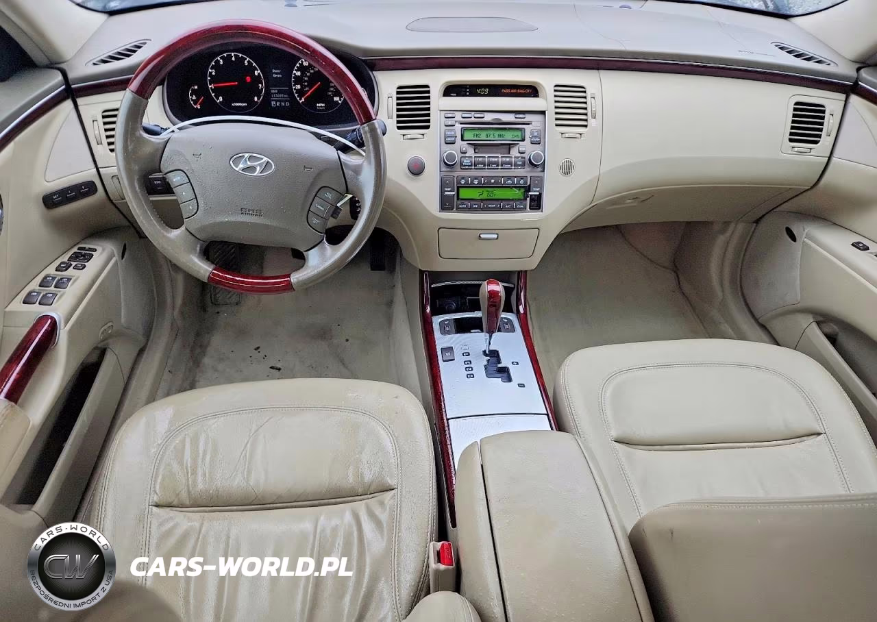 2007 Hyundai Azera Se VIN:KMHFC46F07A171402 - 8