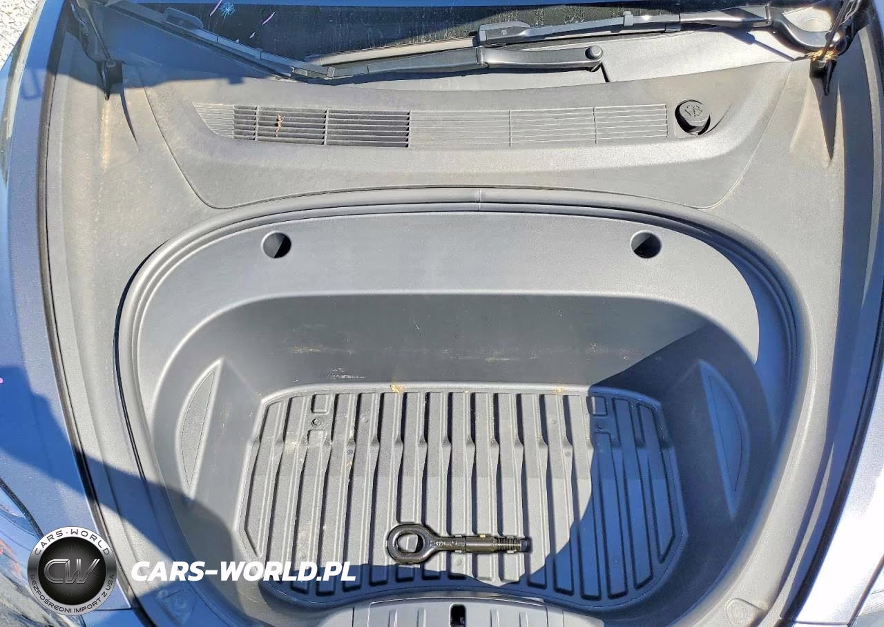 2023 Tesla Model 3 VIN:5YJ3E1EAXPF695444 - 11