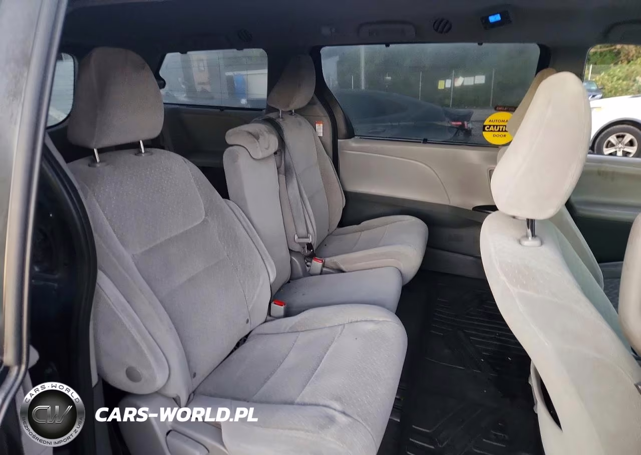 2020 Toyota Sienna Le VIN:5TDKZ3DC3LS022385 - 11